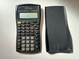 Taschenrechner Texas Instruments TI-30X II S mit Huelle