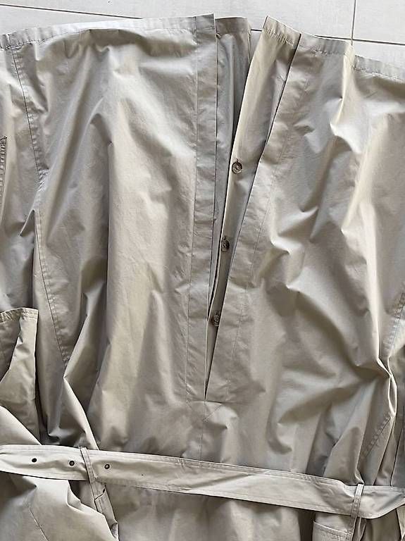 Cappotti: Herren Trenchcoat beige – Usato da Lugnorre venduto da ulr_lqc6 4