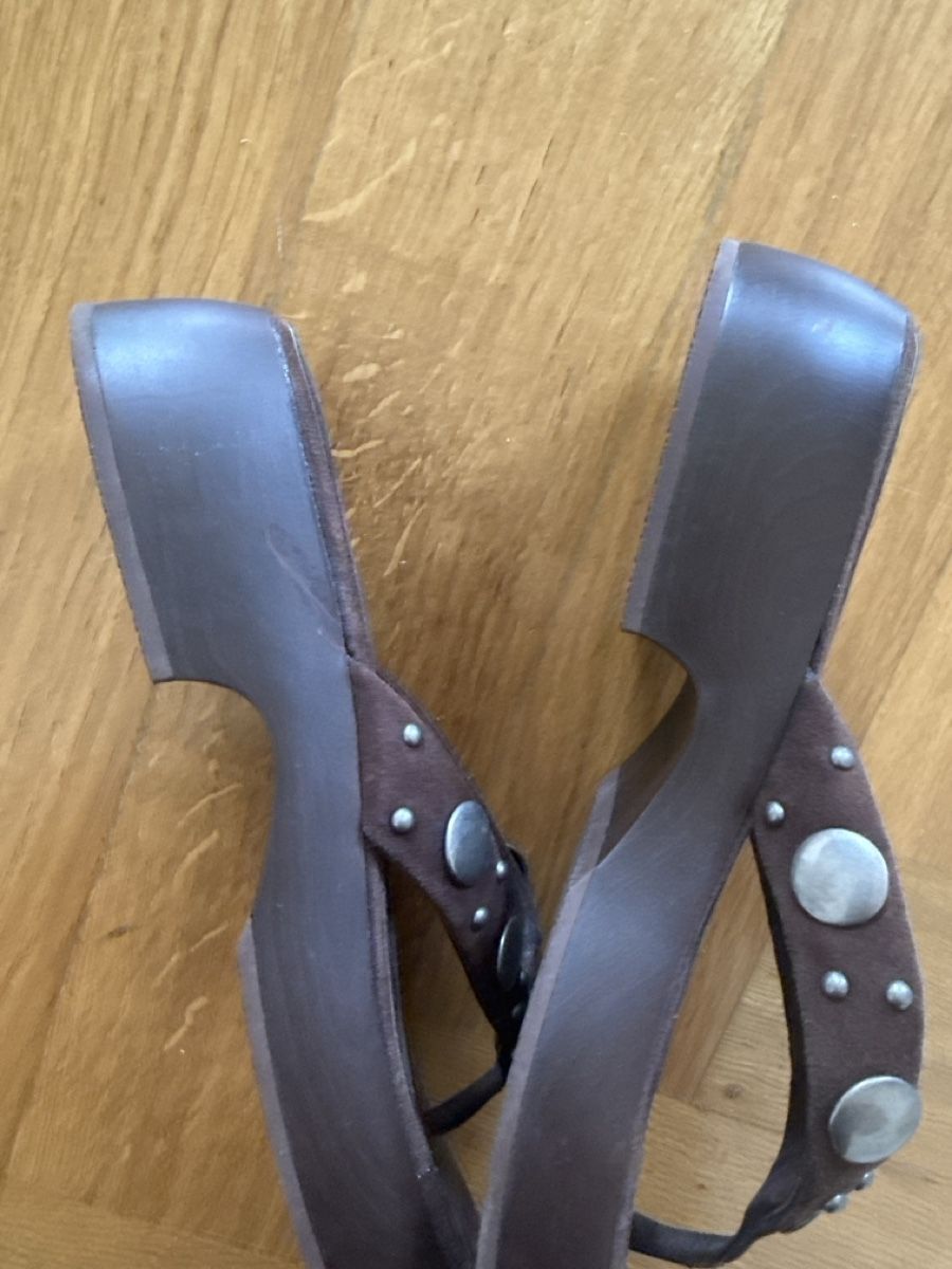 Pull&Bear Scarpe da donna: Pull an Bear Flip Flops Braun, Grösse 39 – Usato da Zürich venduto da sir_92jr 2