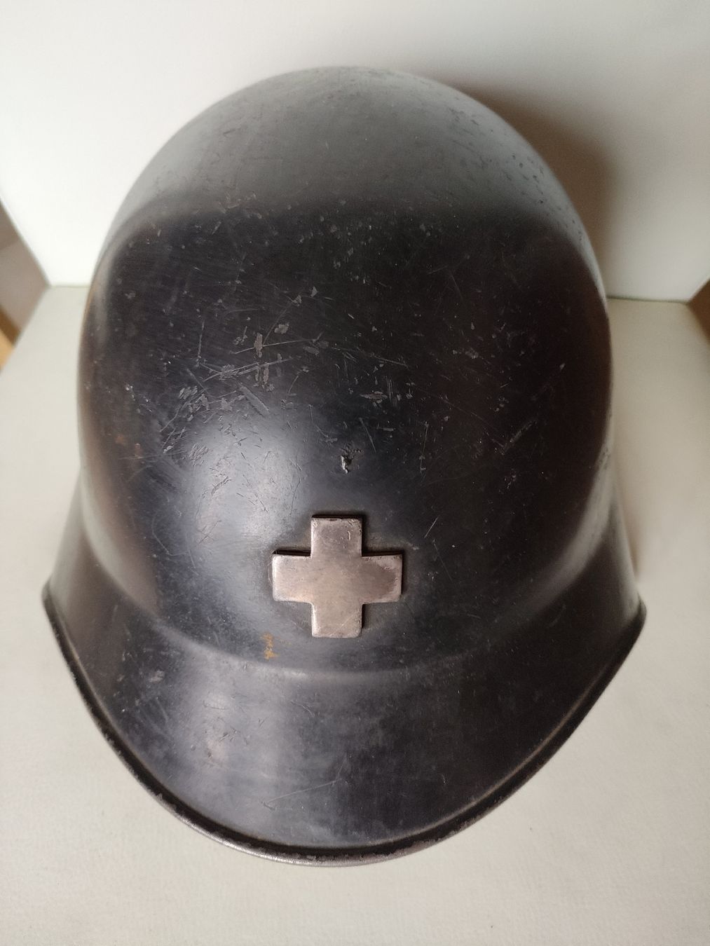 Schweizer Armee Uniformen & Effekten: Schweizer Armee Militär / Feuerwehr Stahlhelm – Gebraucht aus Schwanden Sigrisw von pho_2mc9