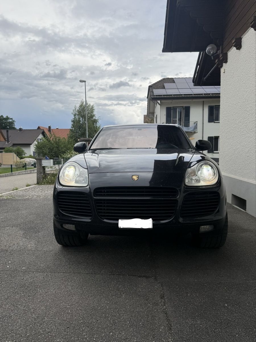 Automobili: Porsche Cayenne Turbo S ab MFK – Usato da Wynau venduto da Ziegler_Secondhand 9