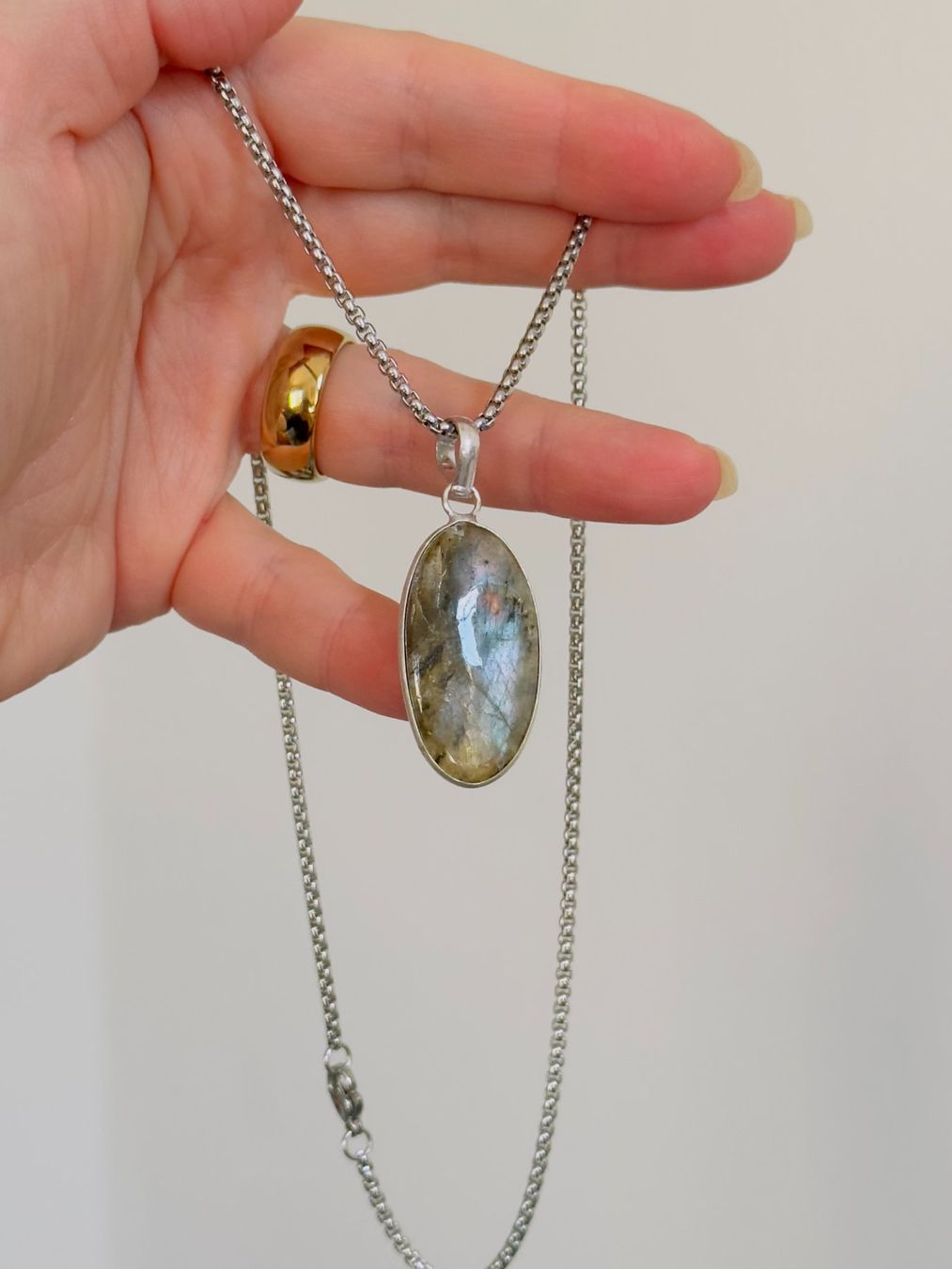 Catenine: Fashionable labradorite necklace – Nuovo e nell'imballaggio originale da Genève venduto da AGBERG 9