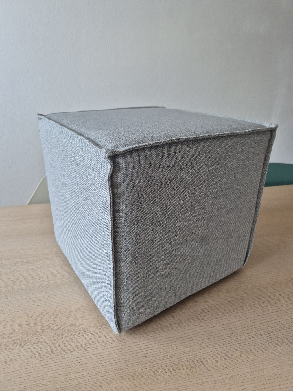 Hocker: Sitzpouf – Gebraucht aus Spiez von LiquidFrog