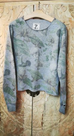 Pullover Sweater mit Print Blumen Totenkopf, Top Zustand - S