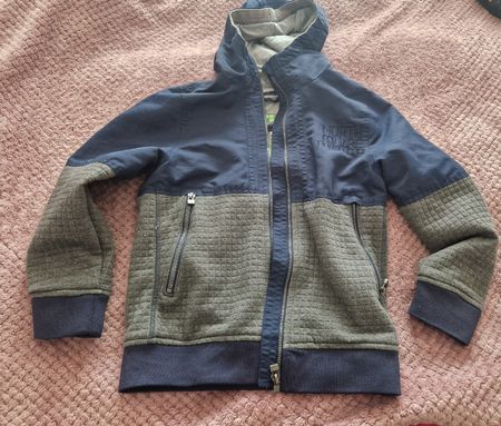 sweatjacke Gr. 140