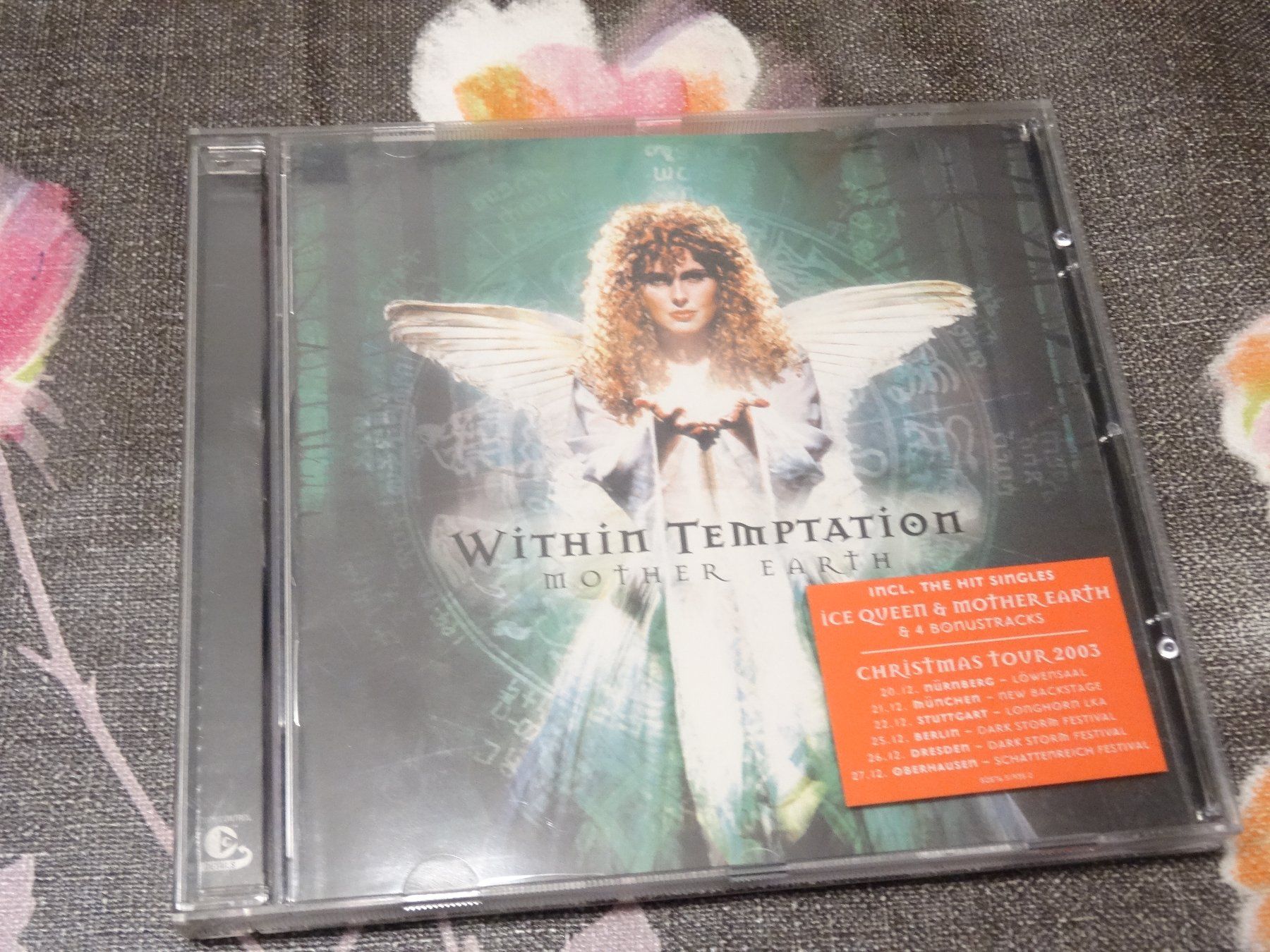 CD: Within Temptation - Mother Earth CD – Usato da Olten venduto da Disc-Ausverkauf