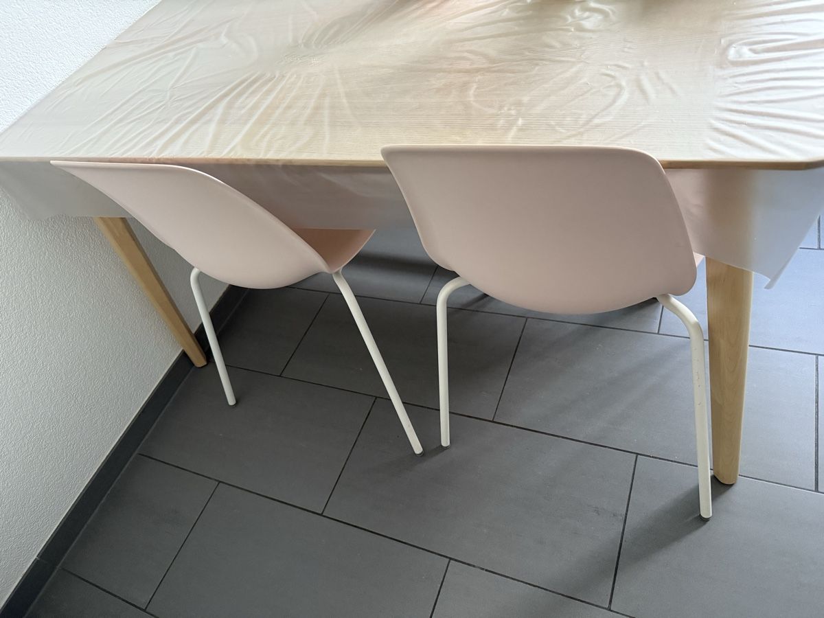 Ikea Stühle: 2 hell rosa ikea stühle – Gebraucht aus Luterbach von uhrmacherin89 3