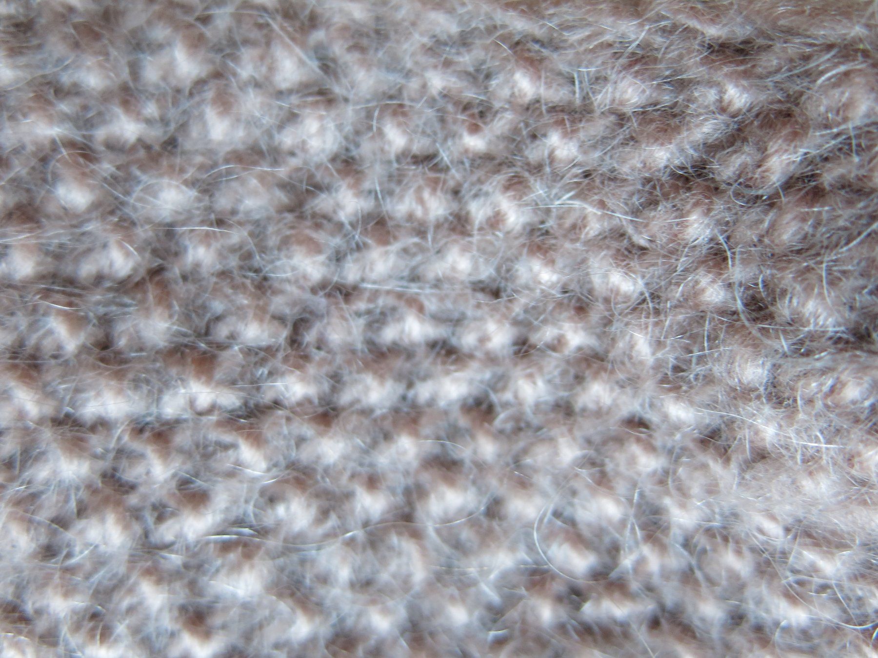 Copricapi, berretti & cappellini: Stirnband Handgestrickt – Usato da Schwanden i. E. venduto da Magnolia88 1