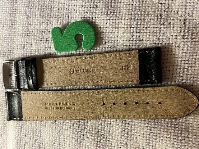 Bracciali & Braccialetti: Echt  Lederband Schwarz 22 mm – Nuovo (secondo la descrizione) da Kreuzlingen venduto da Mio16 1