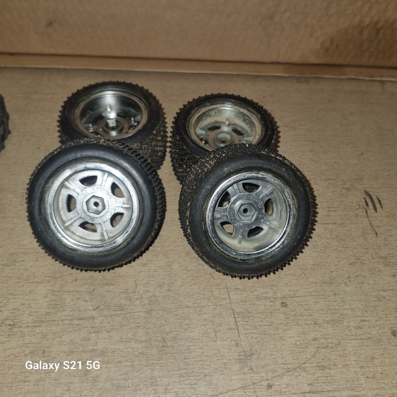 Modellismo RC: 1:10 Rc auto Räder – Usato da Sisikon venduto da SanAndreas 1
