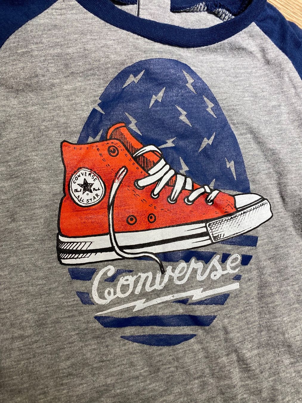 Hemden, Tops & T-Shirts: Baby T-Shirt Converse 6-9M – Neu (gemäss Beschreibung) aus Trachslau von M_Schmid81 1