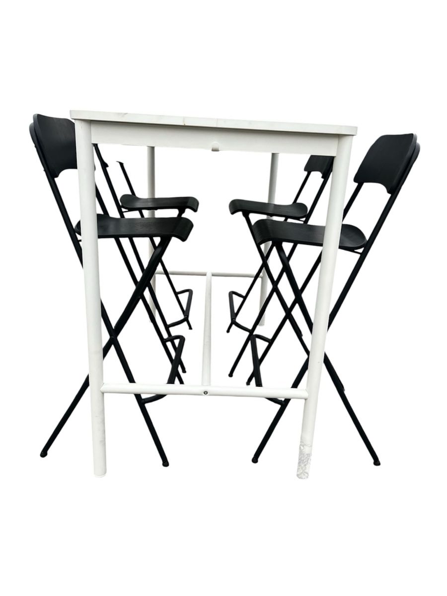 Set di tavolo e panche: Bartisch mit 4 Stühle – Usato da Madiswil venduto da SWISS_49.B 2