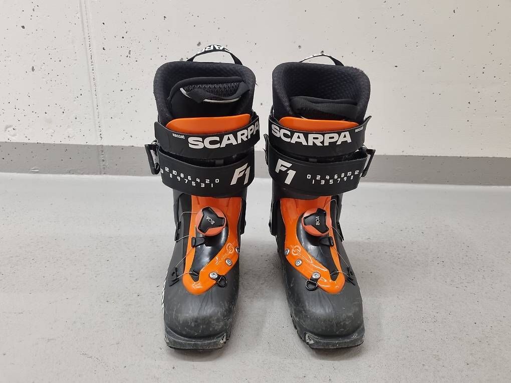 Scarpa Scarpe da uomo: Scarponi scialpinismo – Usato da Cugnasco venduto da flavio.donati