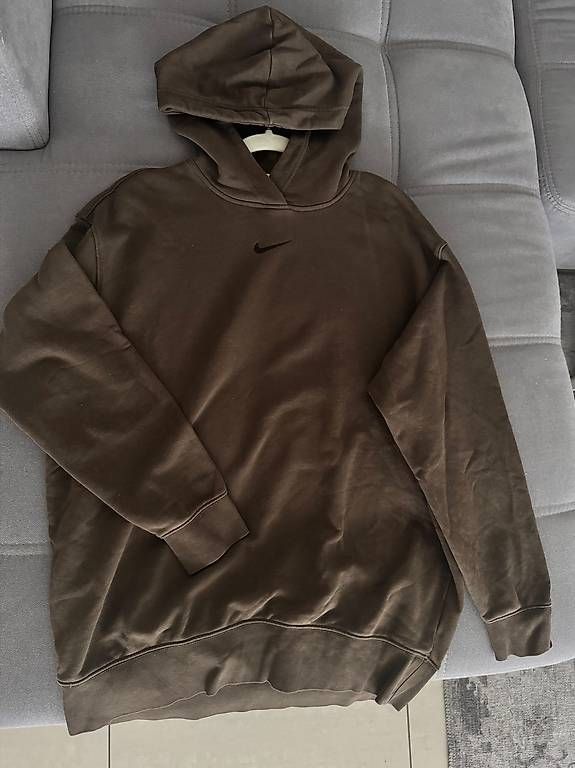 Maglioni & Felpe: Nike Pulli – Usato da Fribourg venduto da hel_7rf2 1