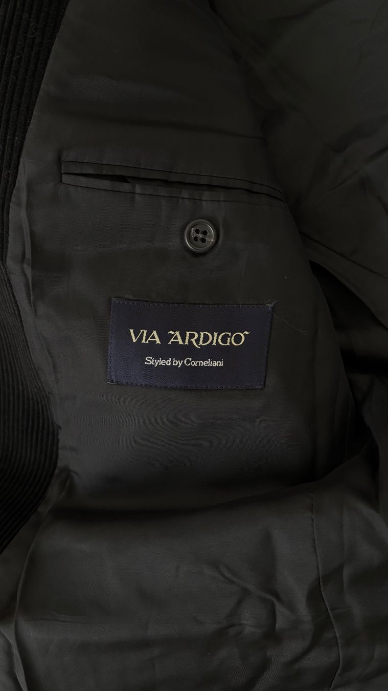 Corneliani Giacche: CORNELIANI Sakko / Blazer (52 8 R) – Usato da Cham venduto da Merdek123 3