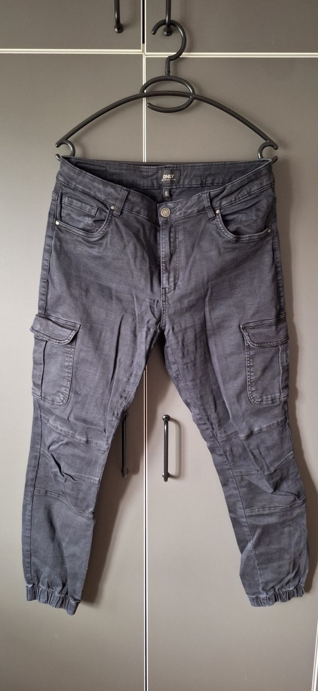 Only Hosen: Only Hose – Gebraucht aus Luzern von annina.staehli