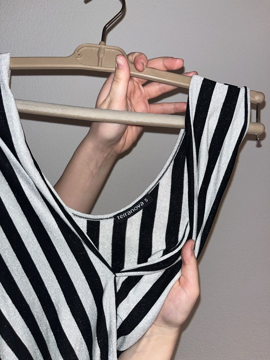T-shirt: Striped bodysuit – Nuovo (secondo la descrizione) da Zürich venduto da ste_89cs 2