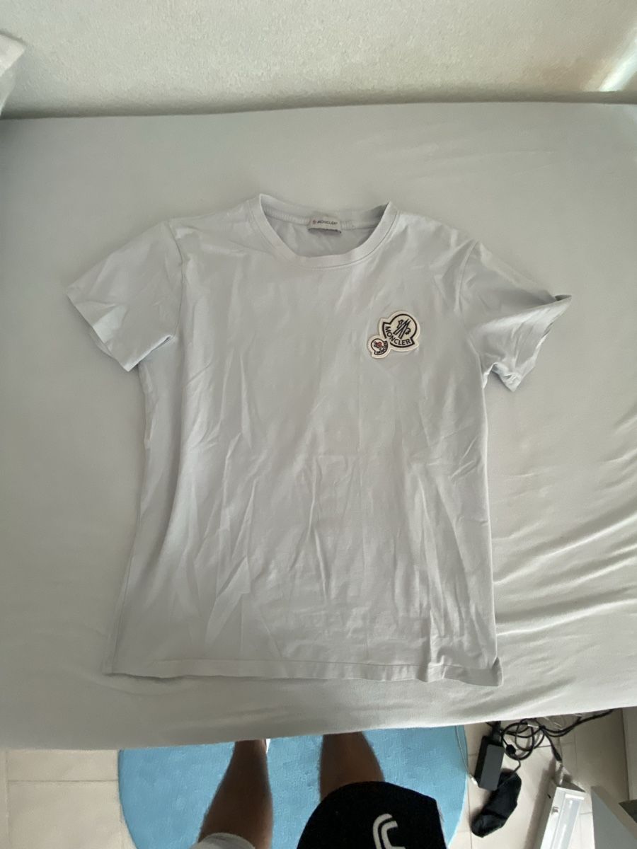 T-shirt: T shirt – Nuovo (secondo la descrizione) da Pratteln venduto da fra_rd8j 1