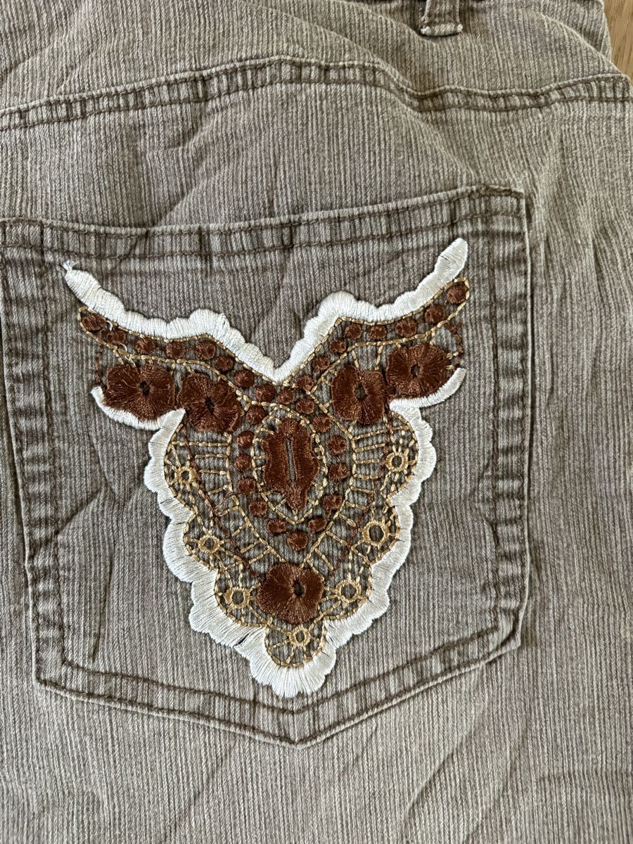 Pantaloni: Y2K Shorts – Usato da Riehen venduto da vintage_basel 2