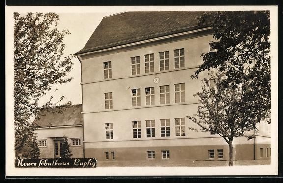 Cartes postales: AK Lupfig, Neues Schulhaus – D'occasion à Berlin par bartko-reher