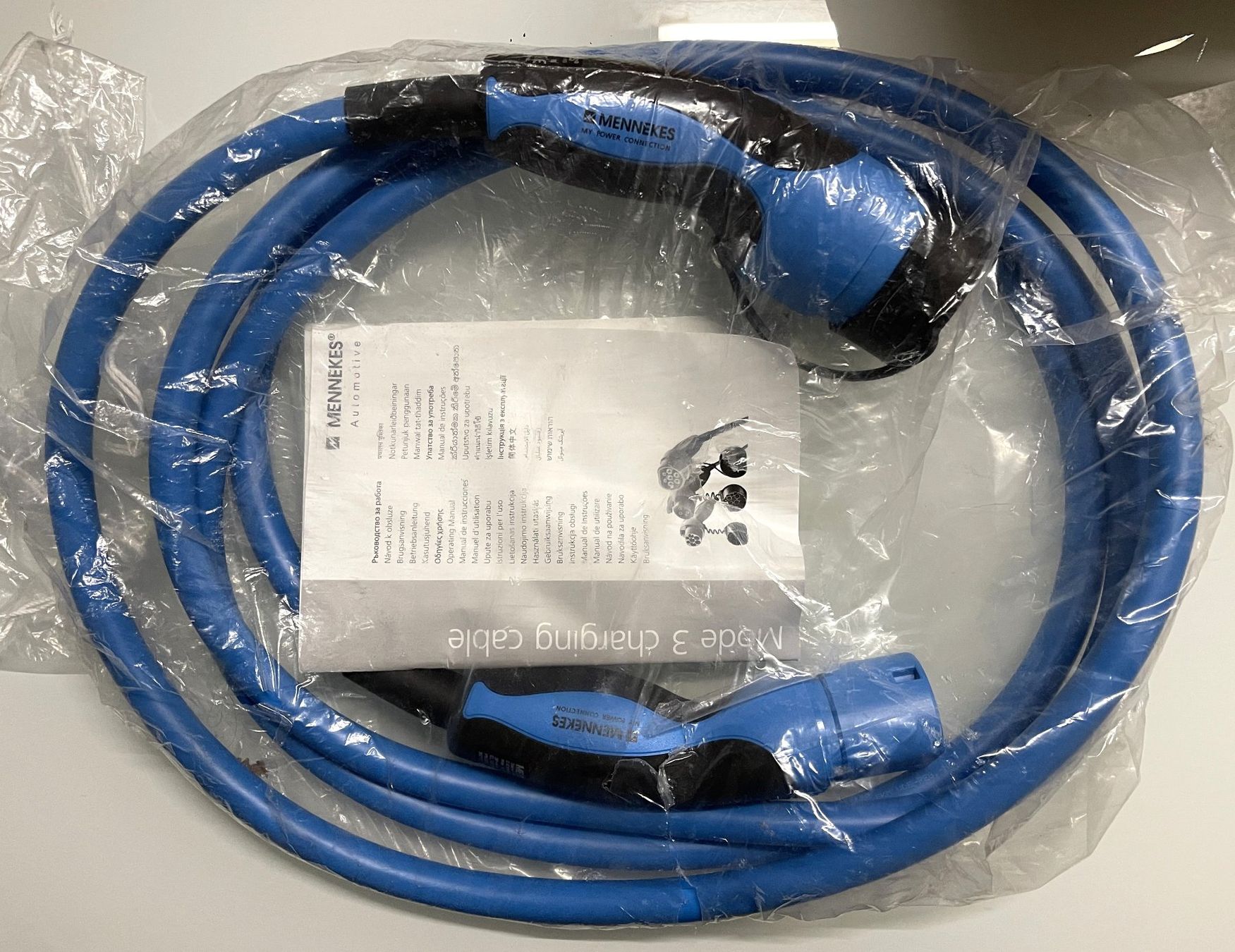 Tutti pezzi di ricambio auto: Mennekes Ladekabel 36213 Mode 3 Typ 2 32A 3PH – Nuovo e nell'imballaggio originale da Oftringen venduto da Vucki