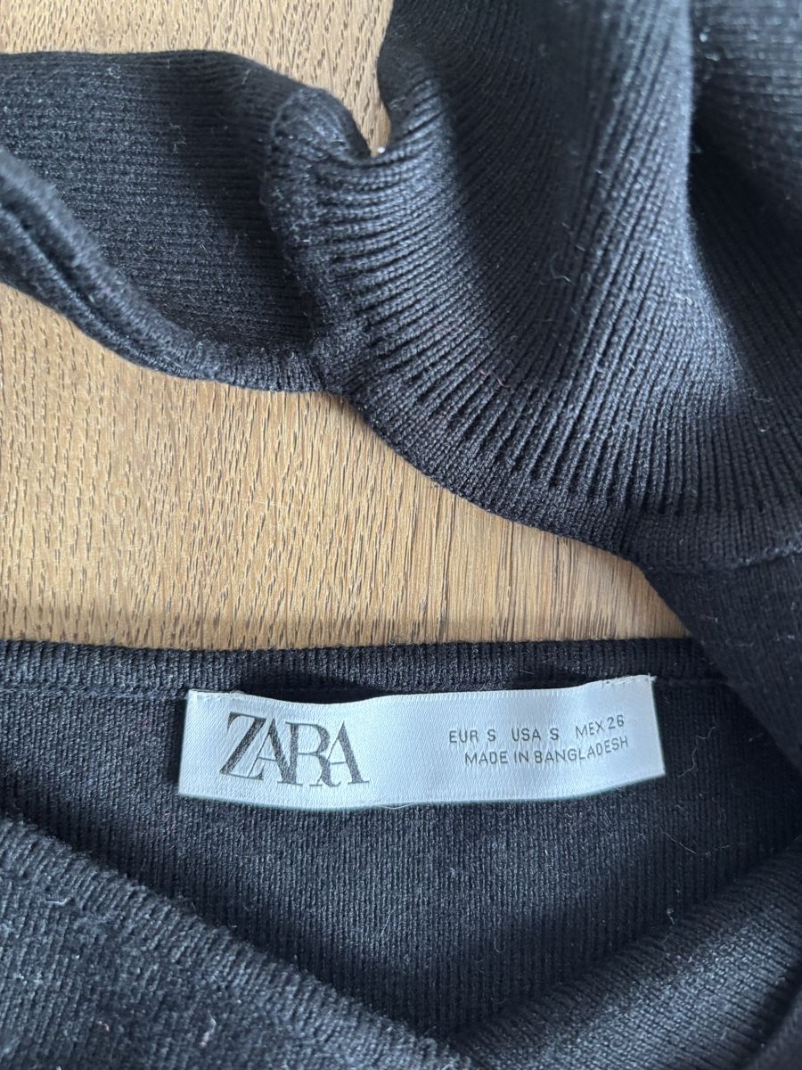 Zara Top: schwarzes Top von Zara – Usato da Männedorf venduto da giu_wm6d 2