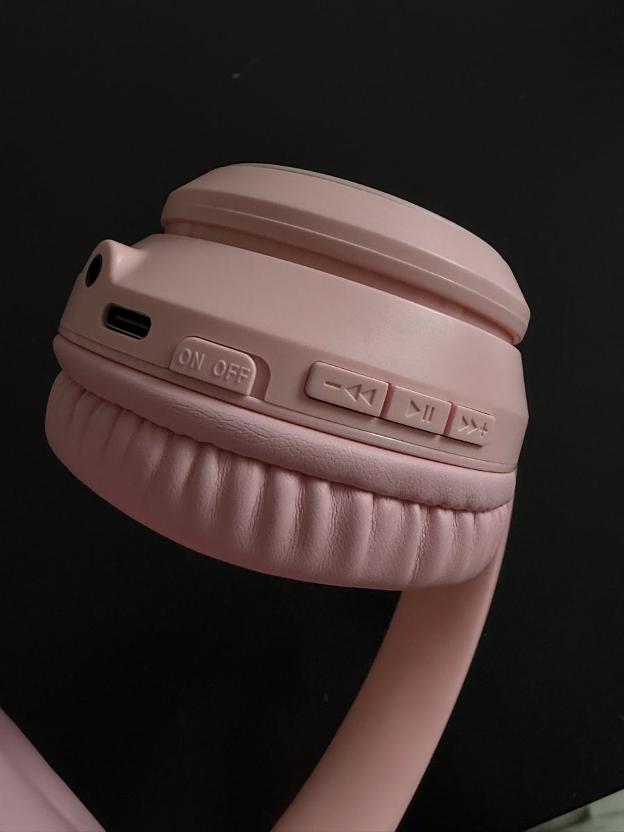 Cuffie: Bluetooth Kopfhörer mit RGB Licht – Nuovo (secondo la descrizione) da Basel venduto da CaseReady 2