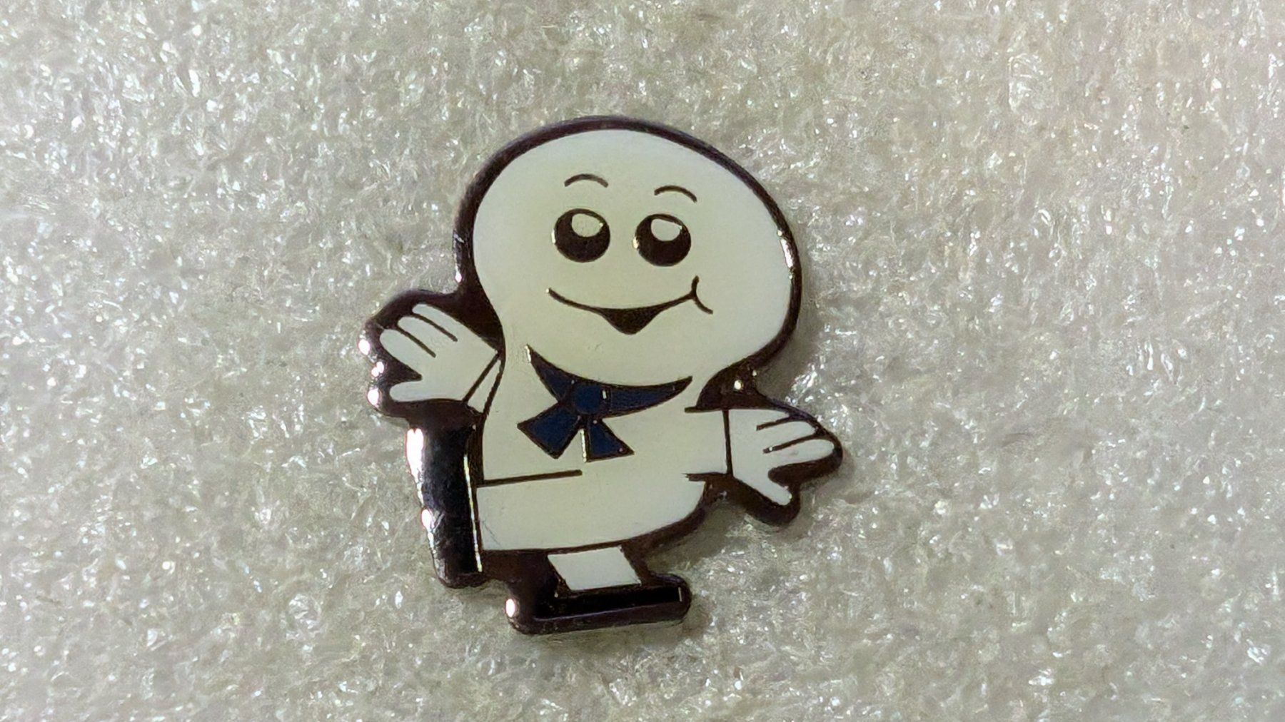 Placchette & Badge: Ansteckpin 167: Maga Bio – Usato da Oppligen venduto da Pin-Fall-Shop