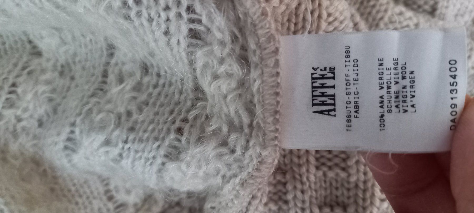 Moschino Giacche: Moschino Strickjacke beige – Usato da Zwillikon venduto da Leewii 6