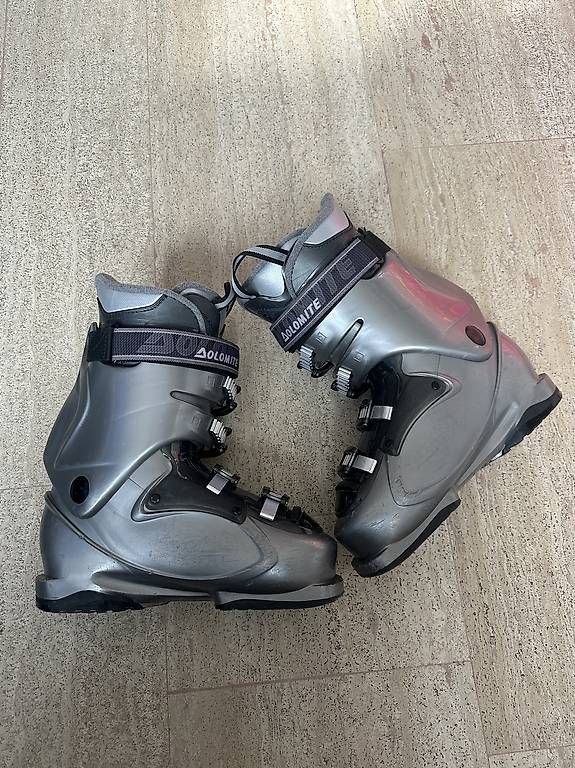 Scarpe da uomo: Dolomite Skischuhe – Usato da Küssnacht am Rigi venduto da mis_skz5 2
