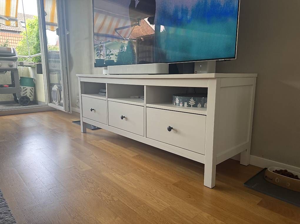 Mobili TV: TV-Möbel / Lowboard in Weiss – Usato da Lyss venduto da zbi_6xbx