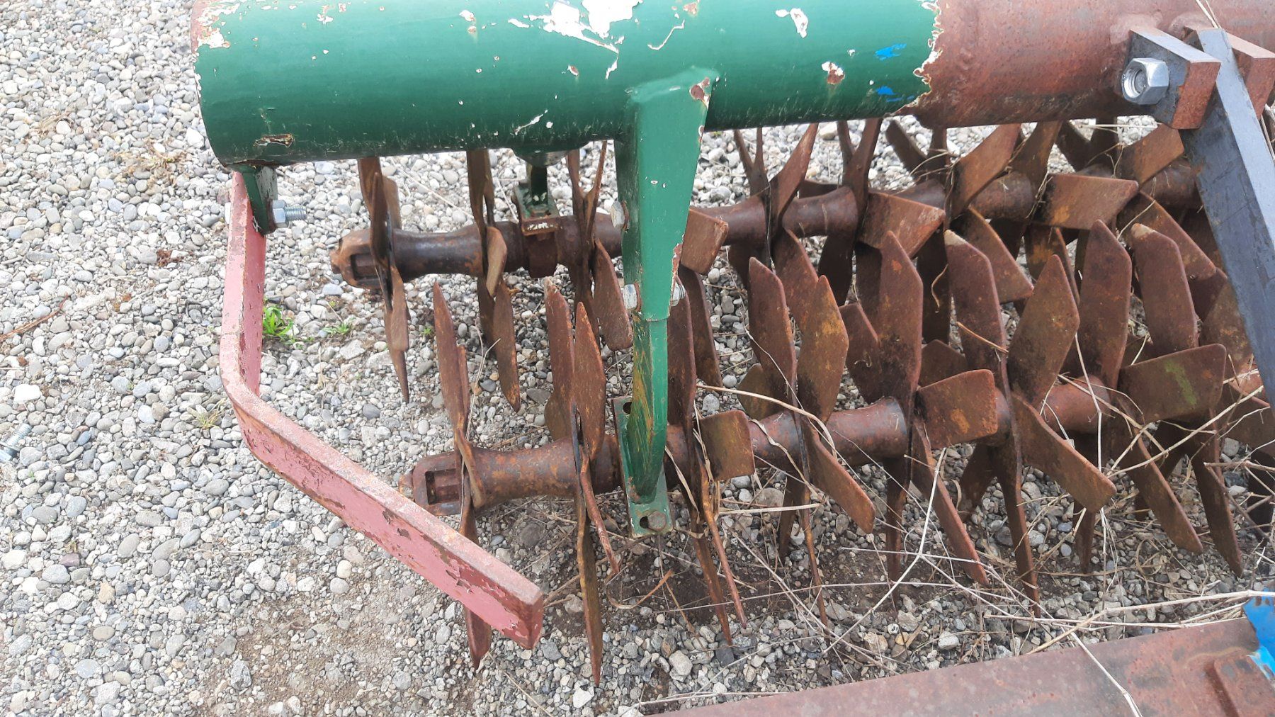Toutes les machines: herse agricole – D'occasion à Montsevelier par lachatfred 1