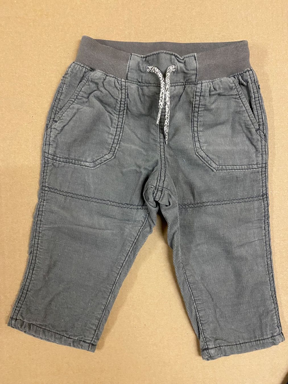 Pantaloni: Kinder Hosen Grösse 68 – Usato da Zürich venduto da MaSte 4