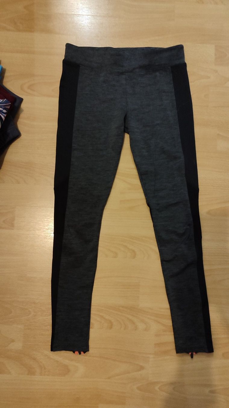 H&M Pantaloni: Sporthose Gr. M Set: 5 Stk. – Nuovo (secondo la descrizione) da Zürich venduto da nic_xm7s 9