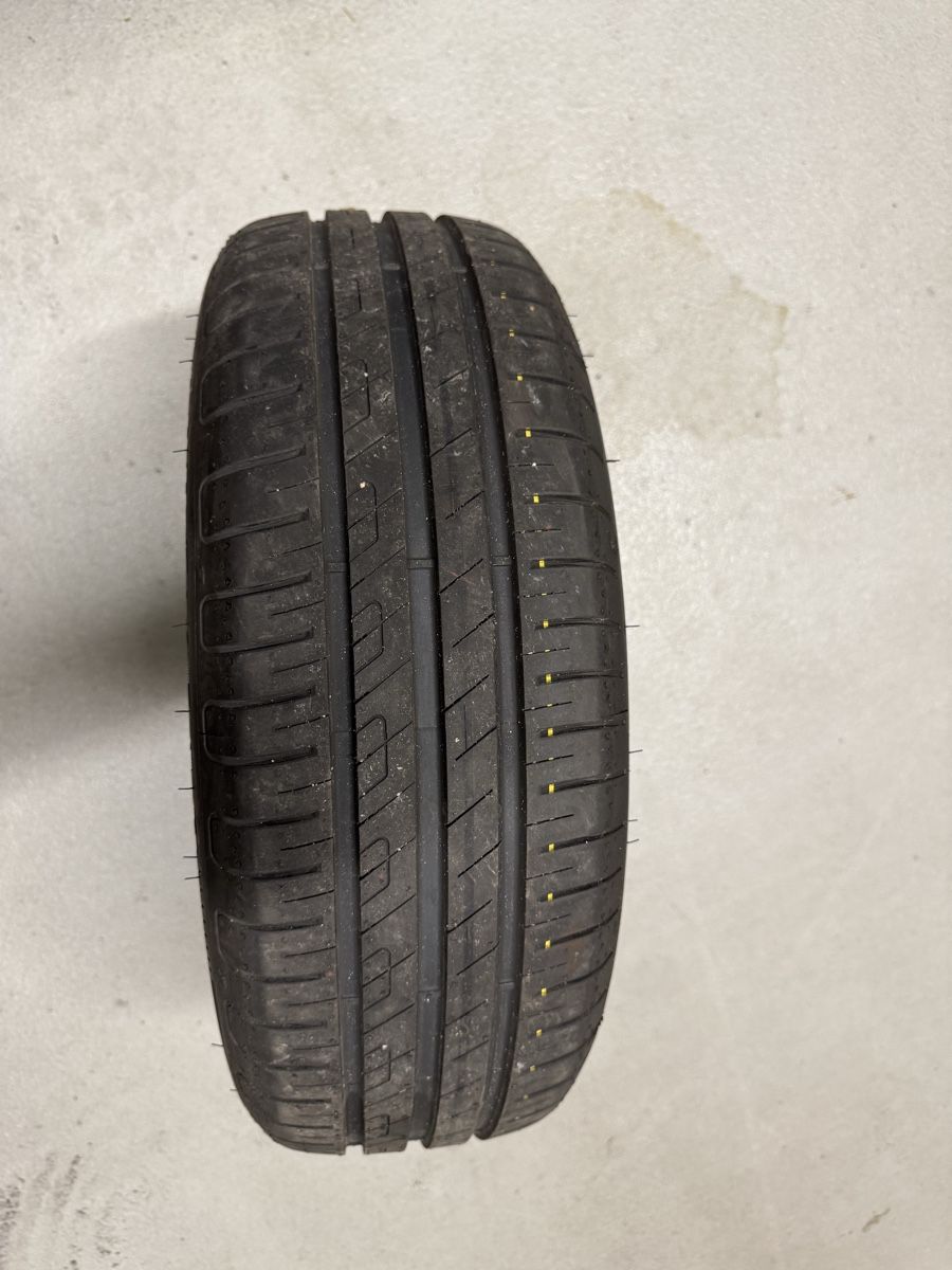 Pneumatici & Ruote complete: Goodyear efficient grip Performance 195/55 R16 – Nuovo (secondo la descrizione) da Therwil venduto da geo_9nxs 2