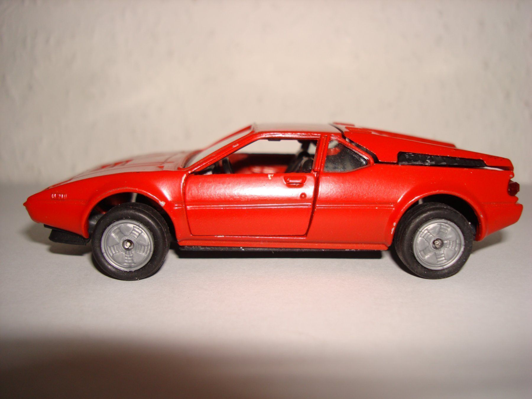 Gama Modellini d'auto: BMW-M1 1:43 Gama – Usato da Diegten venduto da isetta590 3