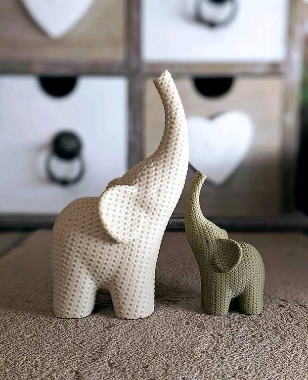 Figuren: Elefant im Strick-Look | Deko-Figur  – Neu und originalverpackt aus Basel von kon_6dyw 1
