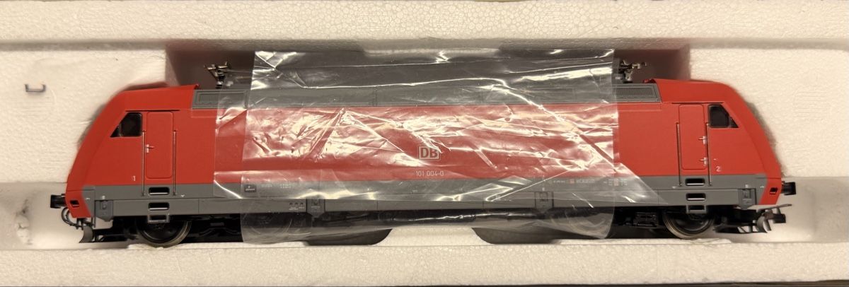 Roco Modellini di ferrovie: Re 421 DB BR101 – Nuovo (secondo la descrizione) da Frick venduto da Freddoo93