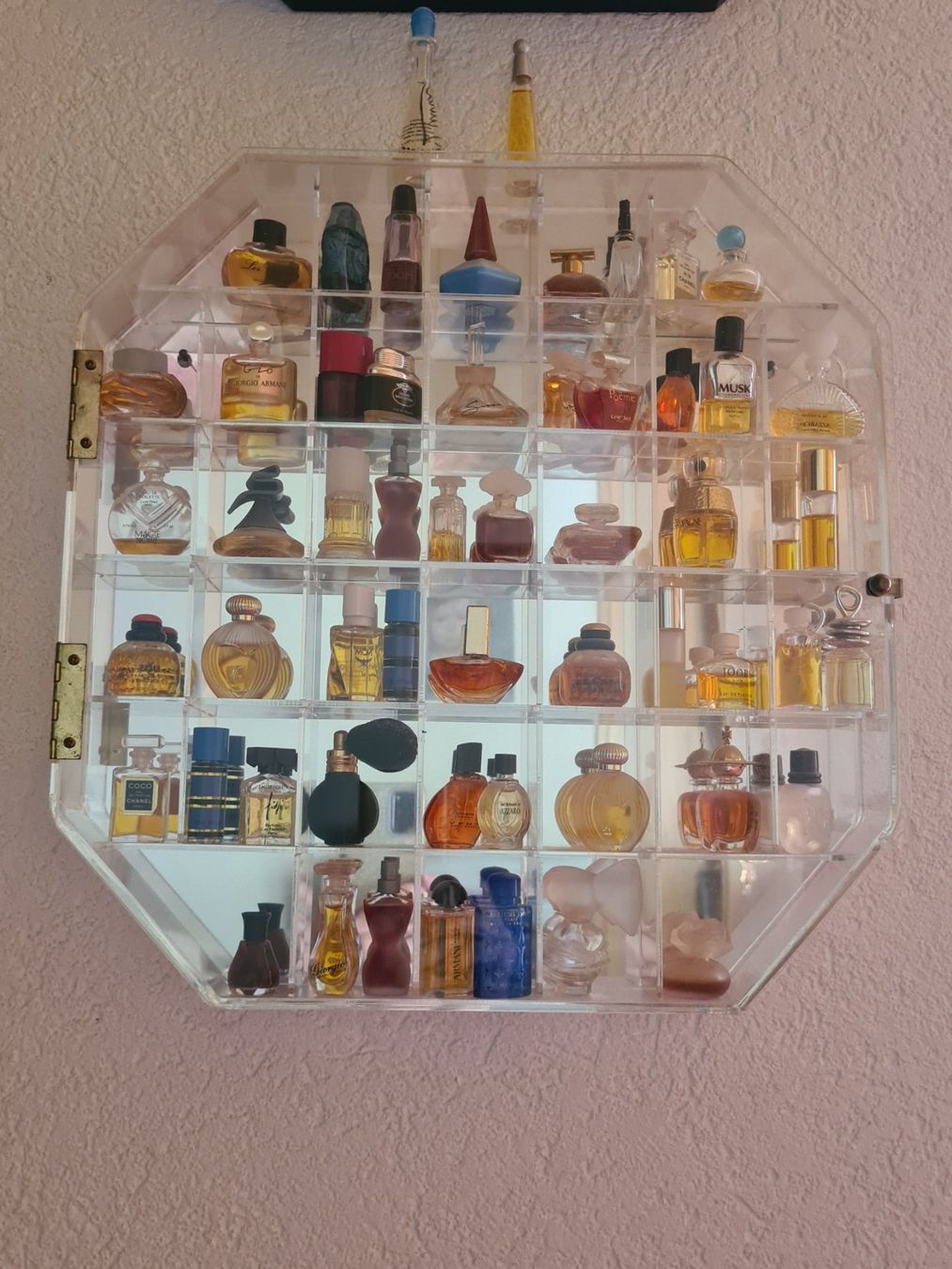 Parfum & Eau de Toilette: Sammlung Parfümflaschen mit Setzkasten – Gebraucht aus Bad Ragaz von maui06 1