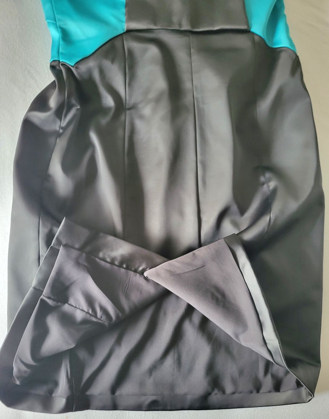 Karen Millen Kleider: Elegantes Cocktailkleid – Gebraucht aus Basel von jma_vh95 3