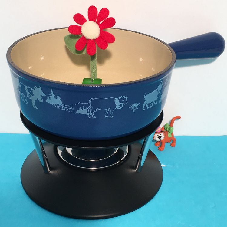 Le Creuset Second Choix Cast Iron 3.5 Qt Dutch Oven 22 Cobalt Blue Bleu