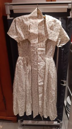 F R) wunderschönes Seidenkleid von früher Gr.  36