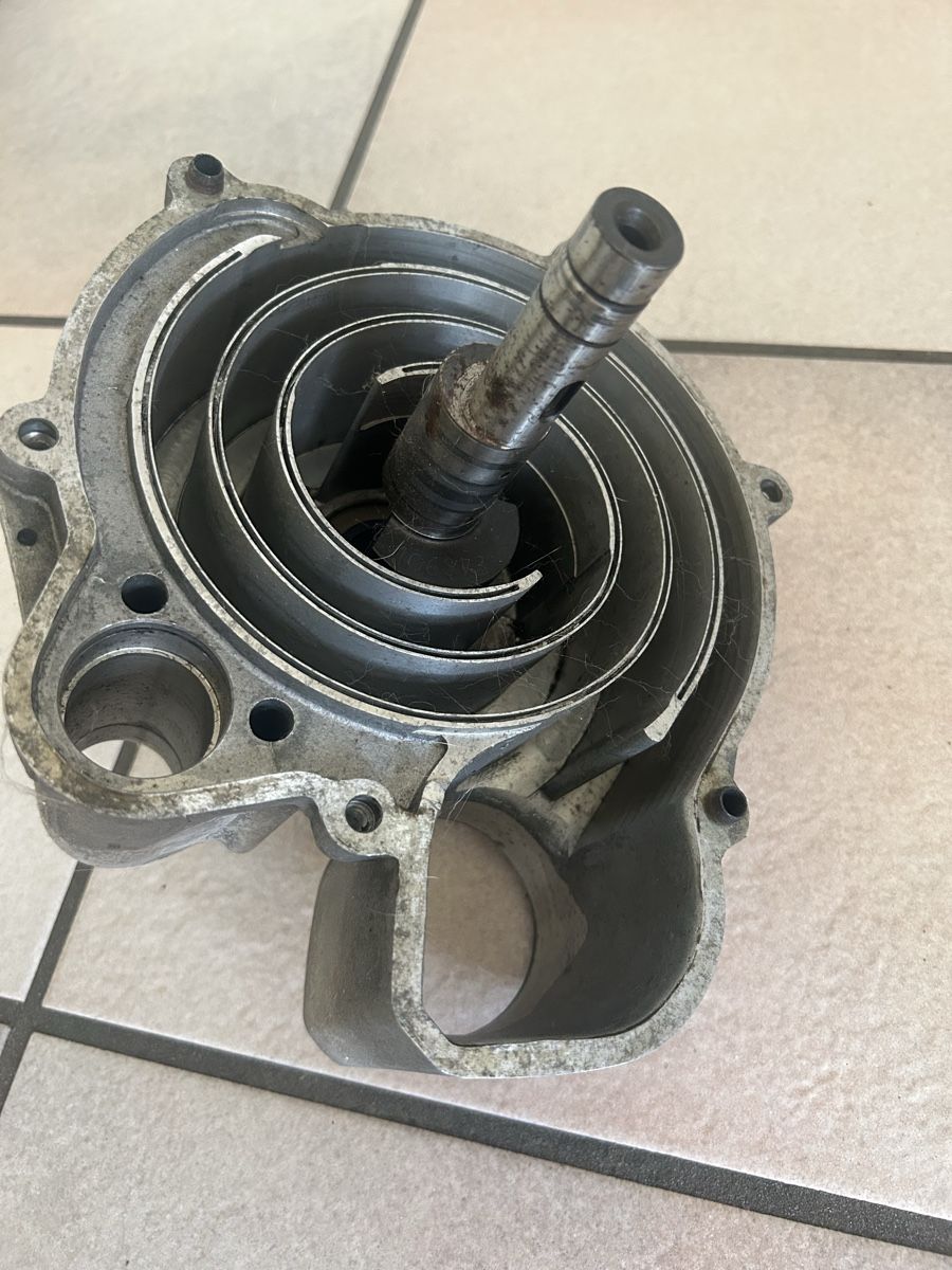 Volkswagen Alle Autoersatzteile: VW Golf2 G60 Lader  – Gebraucht aus Gampelen von ste_r6hj 8