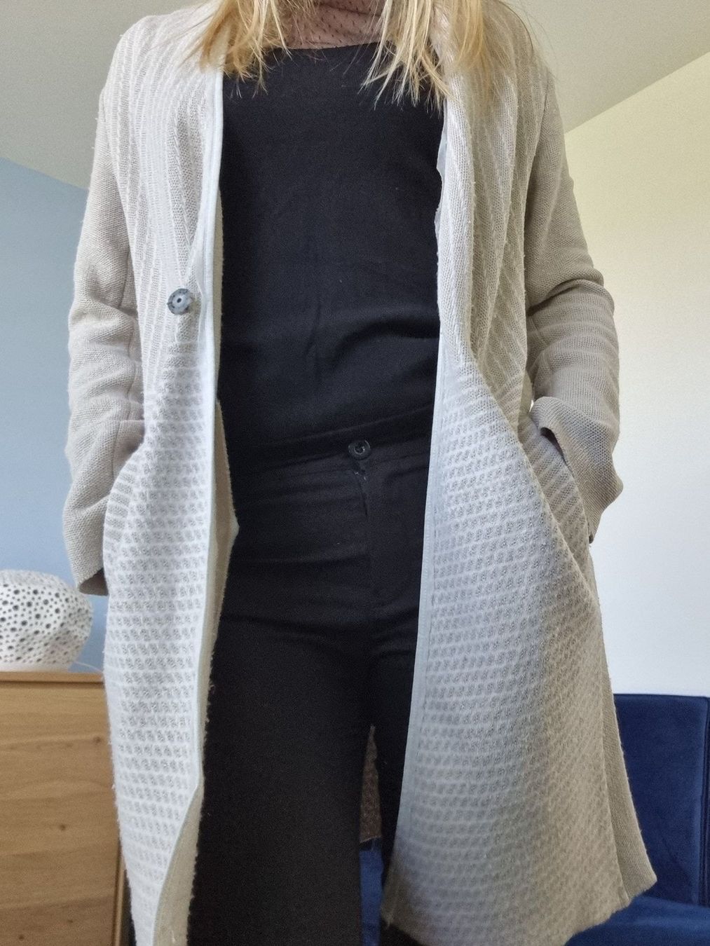 Cappotti: Strickmantel Lorena Antoniazzi 36 beige – Usato da Bad Zurzach venduto da Mfritzli 1