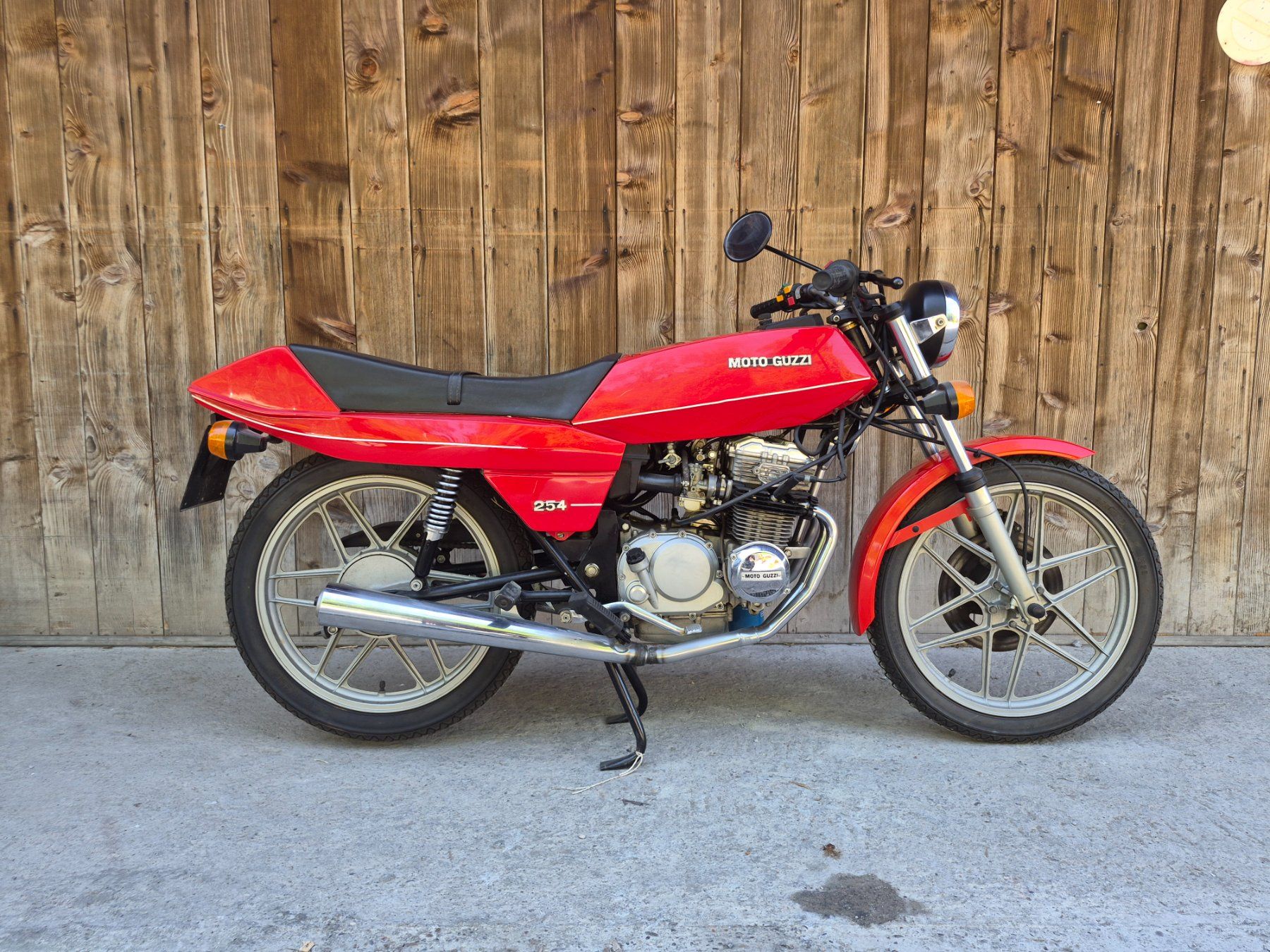 Moto Guzzi Route: Moto Guzzi 254 – D'occasion à Dättlikon par man_ct9m