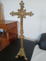 Magnifique croix d' église  ancienne en laiton