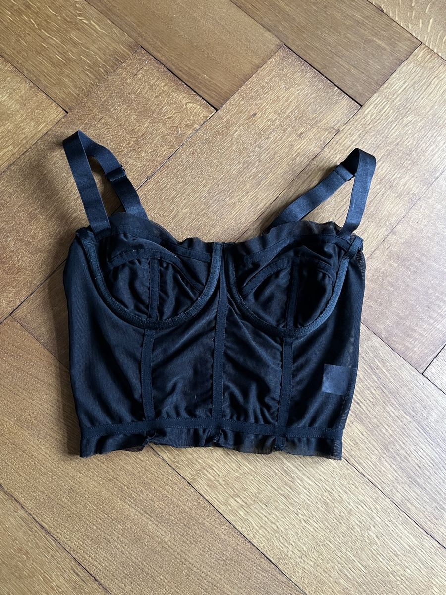 Top: Danielle Guizio Mesh Corset – Usato da Olten venduto da Jasmina91