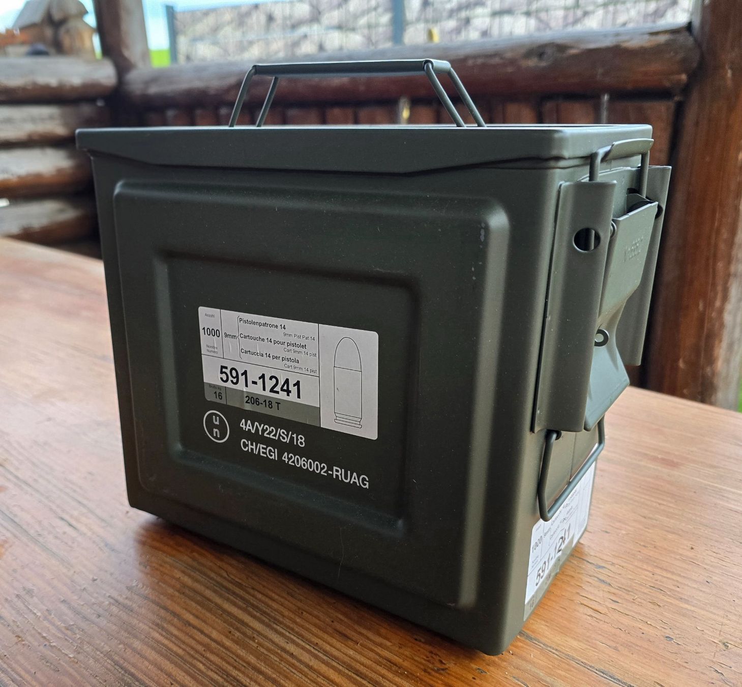 Equipement & pcs de rechange: Munitionskiste Schweizer-armee – D'occasion à Burgistein par maia13