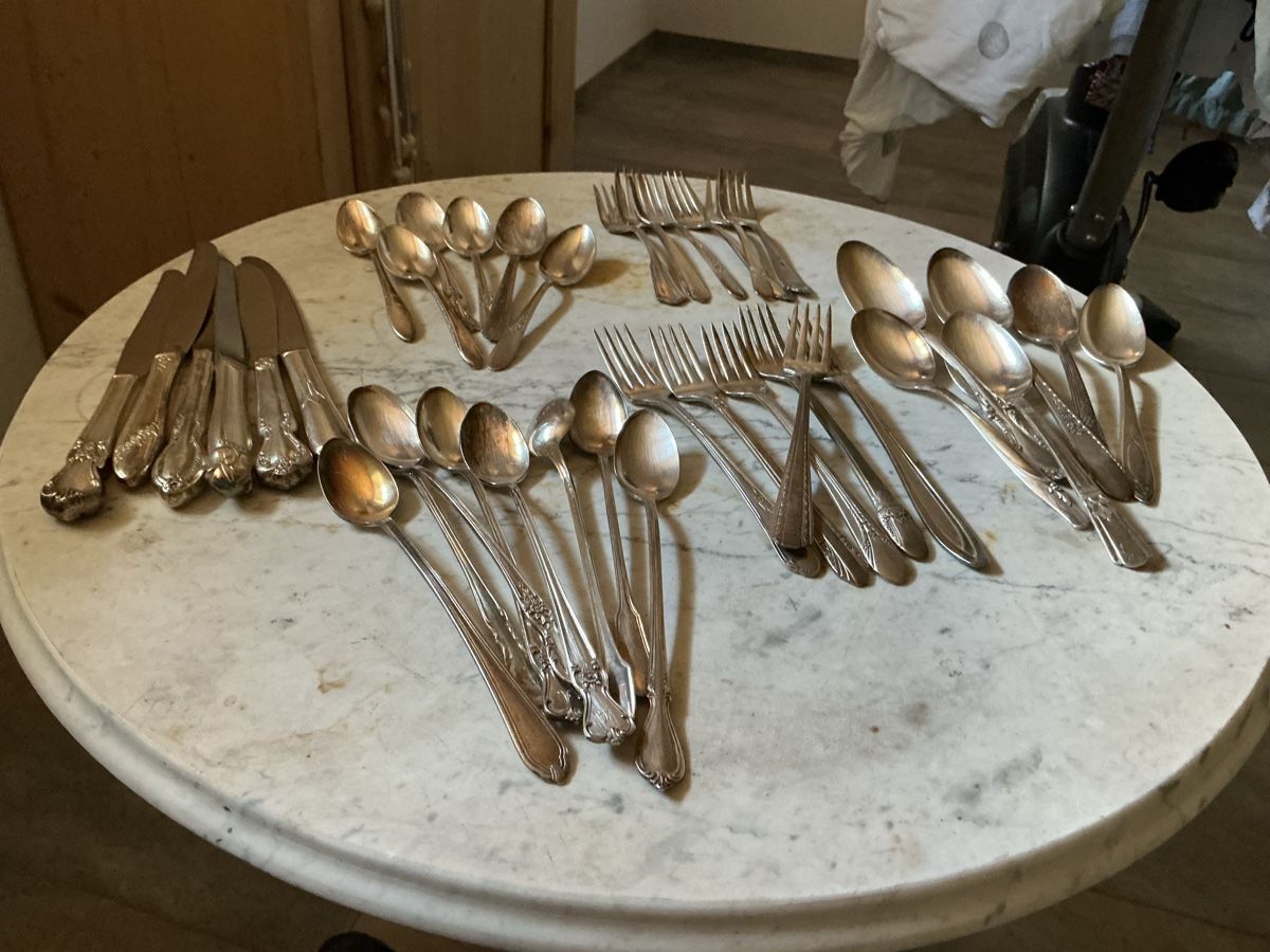 Set di posate: Besteckset versilbert 38teilig, Mix & Match – Nuovo (secondo la descrizione) da Tamins venduto da juliahauserbalog