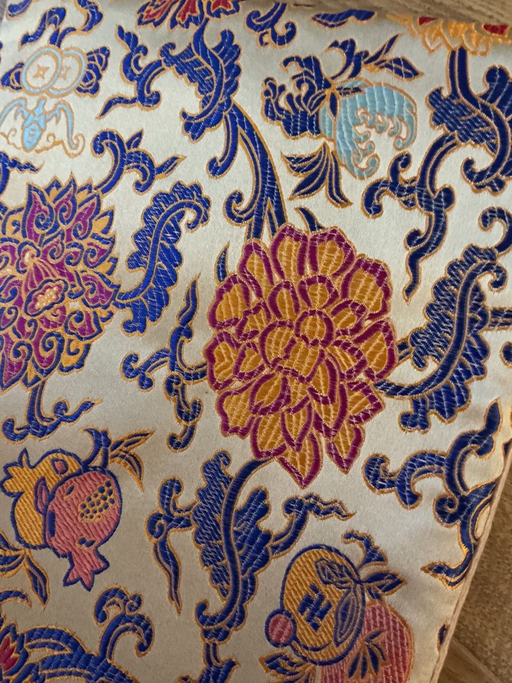 Covers & Borse: Traditional Chinese Silk iPad cover – Nuovo (secondo la descrizione) da Brugg AG venduto da Magna3 2
